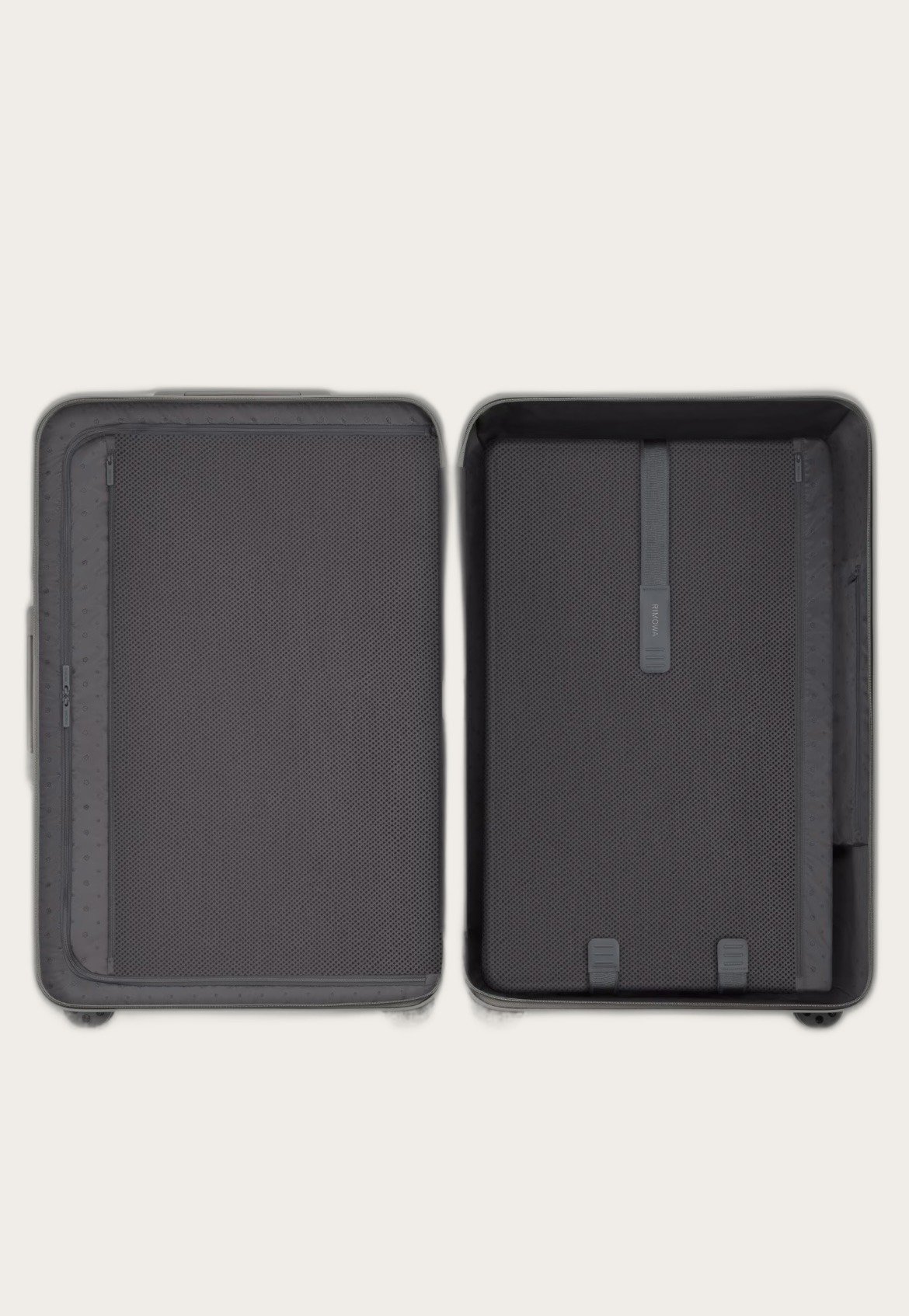 ESSENTIAL Check-In L - vue 4